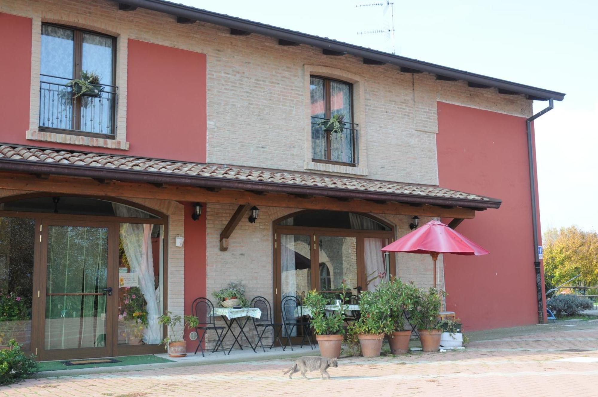 Agriturismo La Fattoria Del Boschetto Fontanellato Exterior photo
